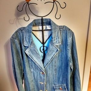 DENIM JACKET